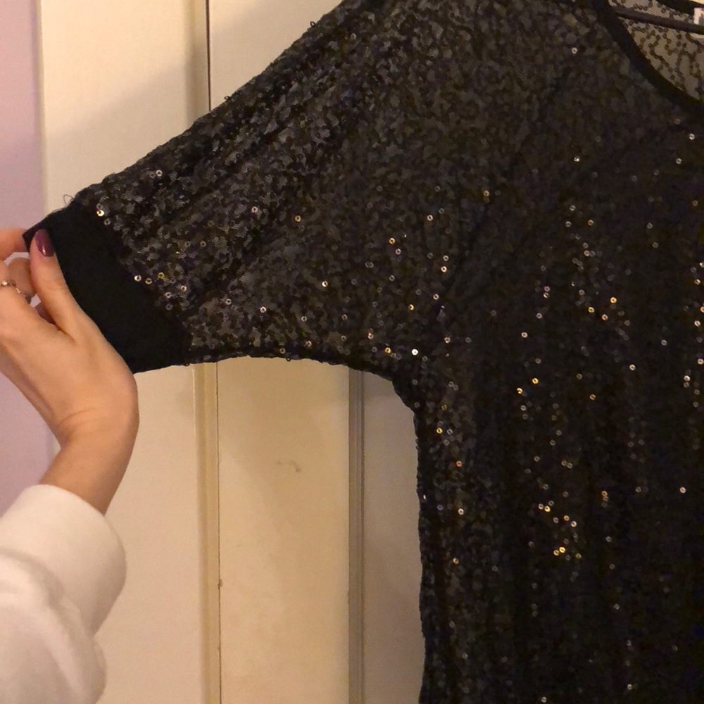 Mesh sequined top - Picture 3 of 7